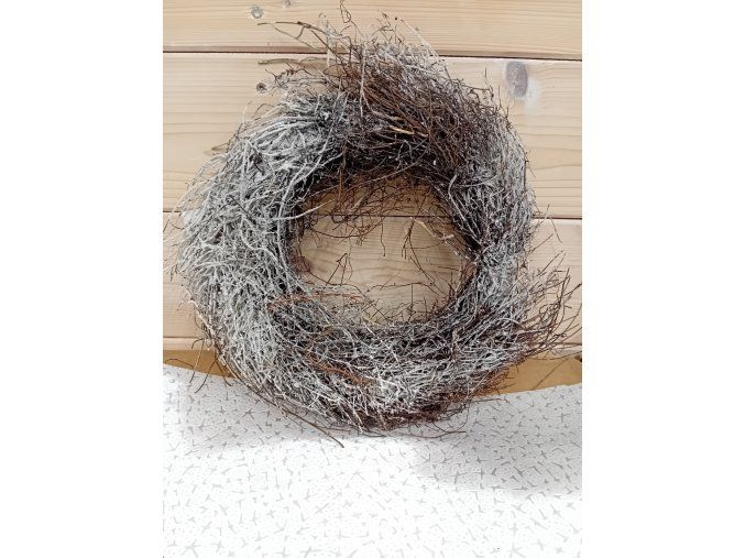 Věnec proutí  přírodní  zasněžený 25 cm